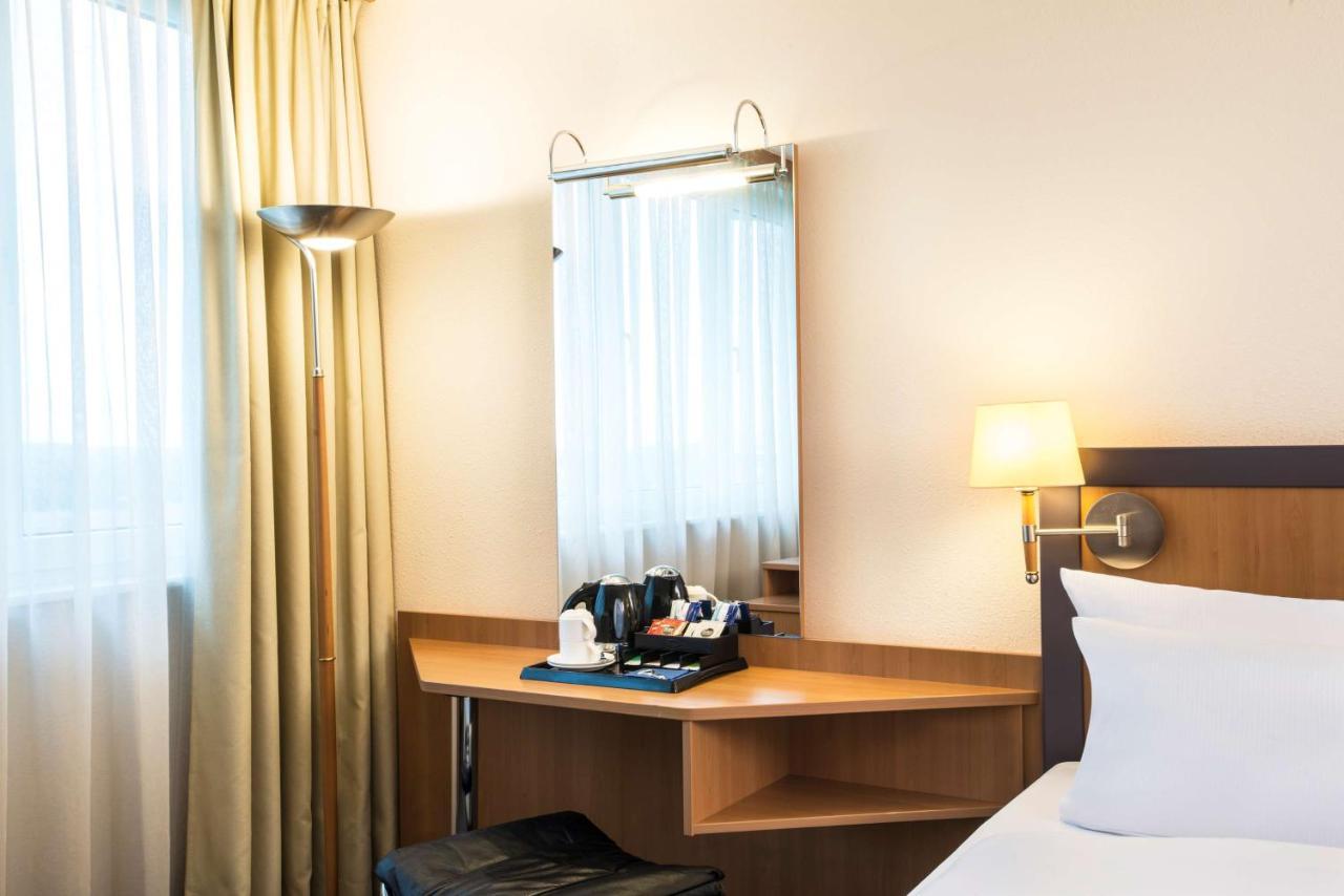 Nh Frankfurt Moerfelden Conference Center Hotel Екстериор снимка