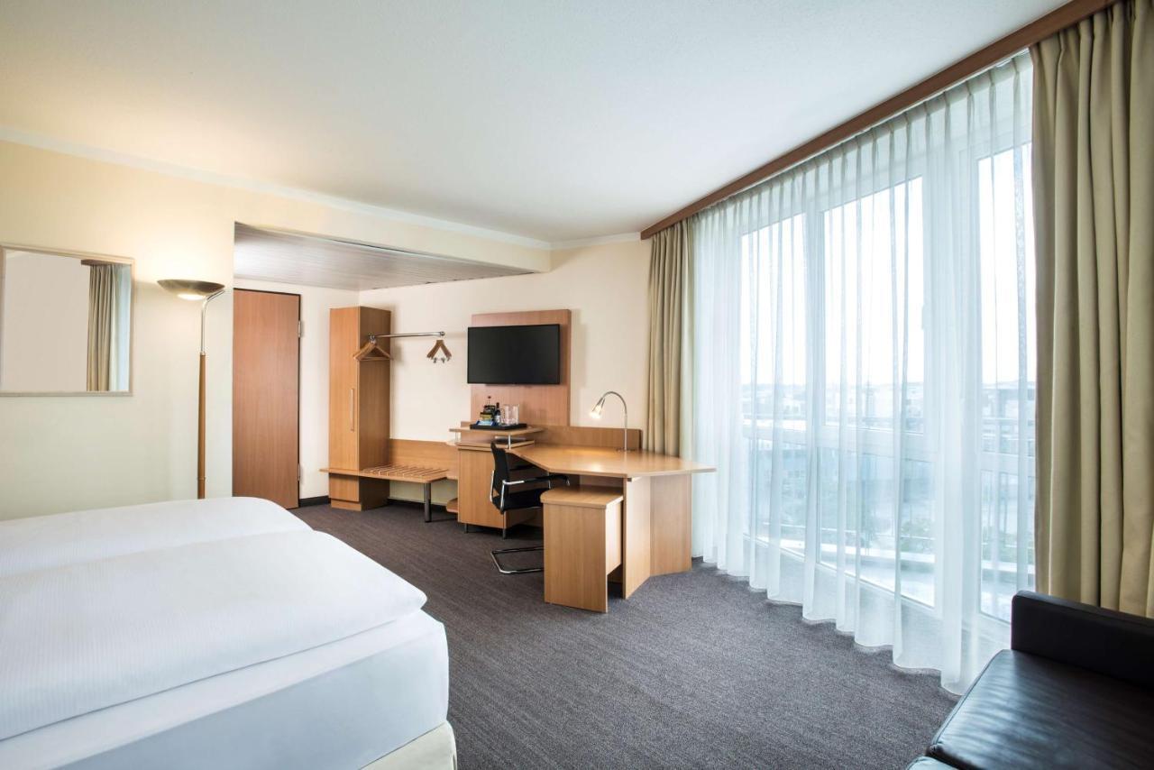 Nh Frankfurt Moerfelden Conference Center Hotel Екстериор снимка