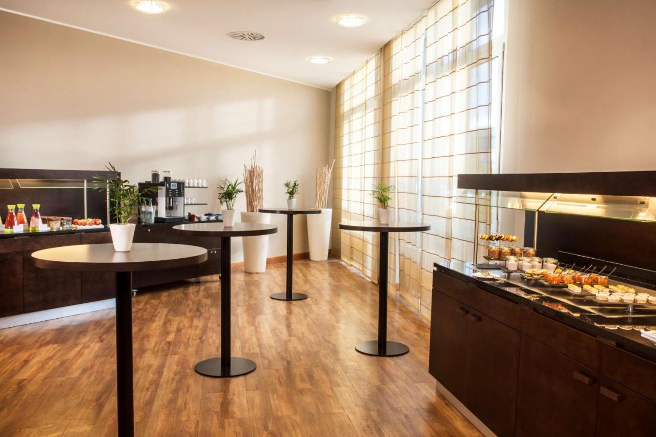 Nh Frankfurt Moerfelden Conference Center Hotel Екстериор снимка
