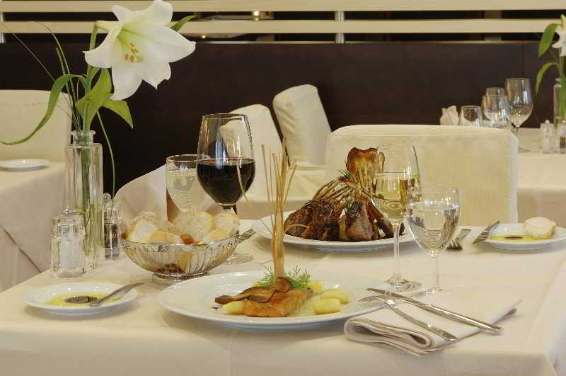 Nh Frankfurt Moerfelden Conference Center Hotel Екстериор снимка