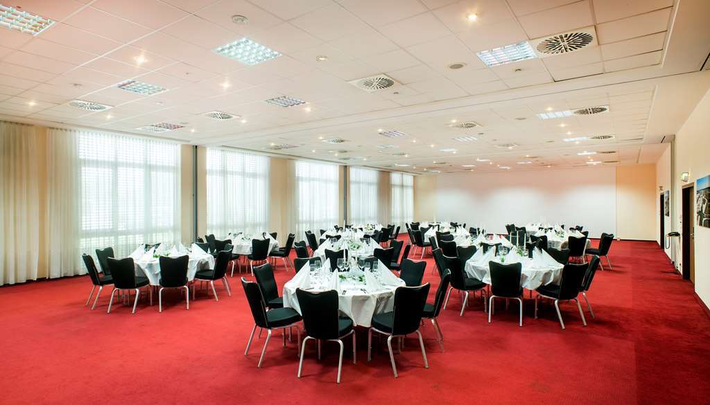 Nh Frankfurt Moerfelden Conference Center Hotel Екстериор снимка
