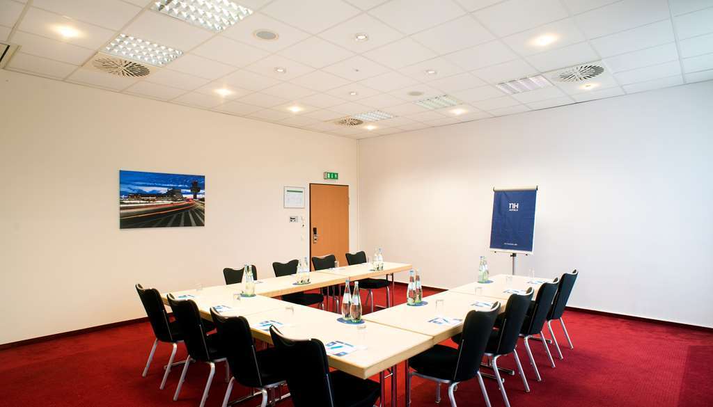 Nh Frankfurt Moerfelden Conference Center Hotel Екстериор снимка